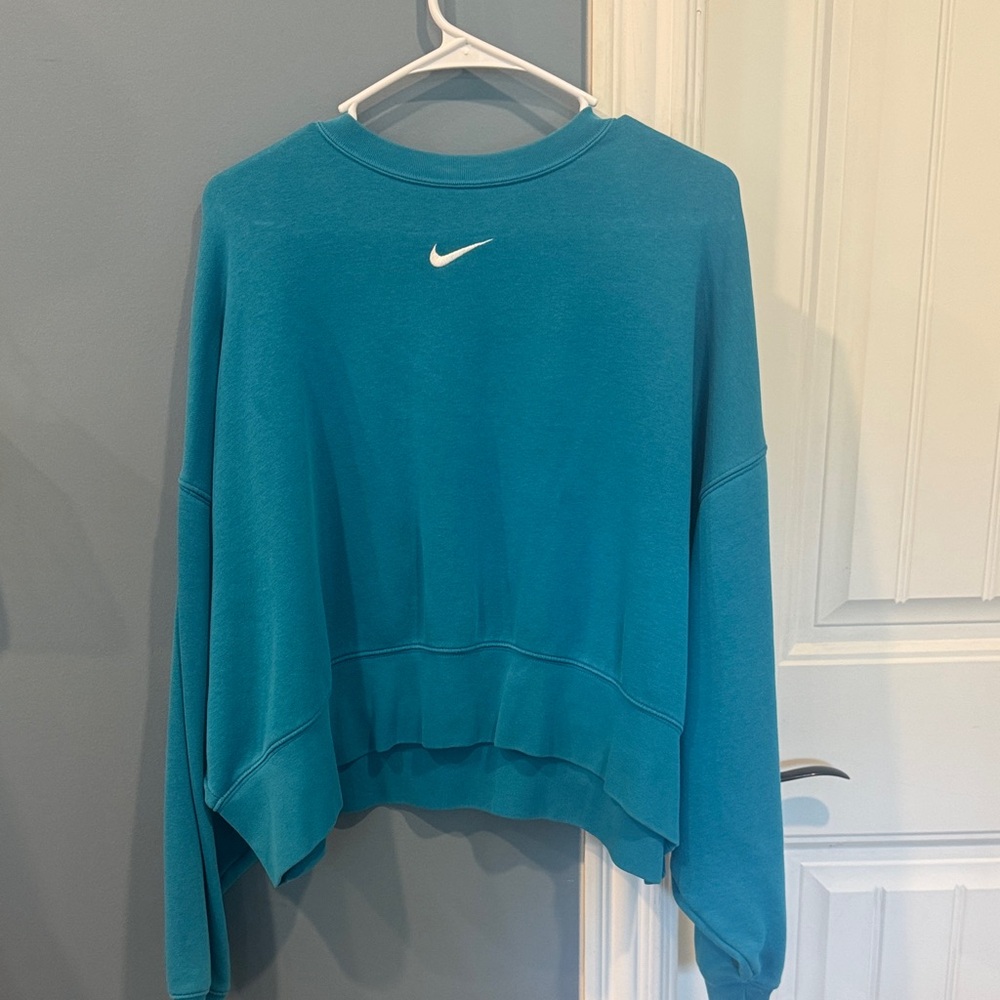 Nike Women's Blue Sweatshirt